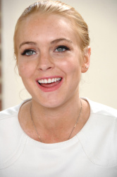 Lindsay Lohan - Georgia Rule press conference portraits by Vera Anderson (Beverly Hills, May 3, 2007) - 6xHQ 1c5xX1dY