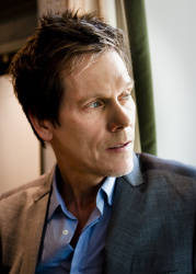 Kevin Bacon - "X-Men: First Class" press conference portraits by Armando Gallo (London, May 24, 2011) - 17xHQ 3iENBwcL