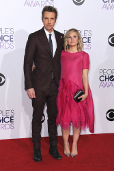 Kristen Bell - The 41st Annual People's Choice Awards in LA - January 7, 2015 - 262xHQ 4c0cZINJ