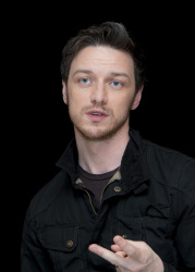 James McAvoy - "X-Men: Days of Future Past" press conference portraits by Armando Gallo (New York, May 9, 2014) - 20xHQ 6XskMQHE