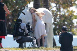 Amanda Seyfried - On the set of a photoshoot in Miami - February 14, 2015 (111xHQ) 6gIzPtav