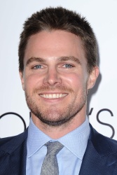 Stephen Amell - 40th People's Choice Awards held at Nokia Theatre L.A. Live in Los Angeles (January 8, 2014) - 14xHQ 7uecIotH