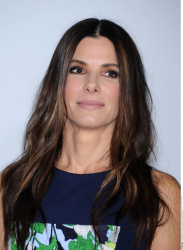 Sandra Bullock - 40th Annual People's Choice Awards at Nokia Theatre L.A. Live in Los Angeles, CA - January 8 2014 - 332xHQ 8JjiEETF