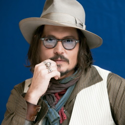 Johnny Depp - "The Tourist" press conference portraits by Armando Gallo (New York, December 6, 2010) - 31xHQ 8lRuuWZC