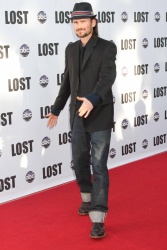 Jeremy Davies - arrives at ABC's Lost Live The Final Celebration (2010.05.13) - 9xHQ AdoJv66D