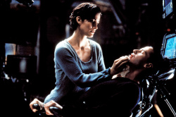 Carrie Anne Moss - Laurence Fishburne, Carrie-Anne Moss, Keanu Reeves - Промо стиль и постеры к фильму "The Matrix (Матрица)", 1999 (20хHQ) FUI0FLHu