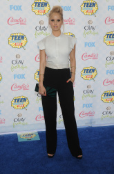 Debby Ryan - FOX's 2014 Teen Choice Awards at The Shrine Auditorium in Los Angeles, California - August 10, 2014 - 98xHQ J3Ec17nr