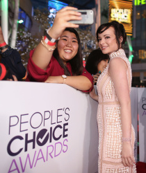 Ashley Rickards - 40th Annual People's Choice Awards at Nokia Theatre L.A. Live in Los Angeles, CA - January 8. 2014 - 28xHQ LOFg34iY
