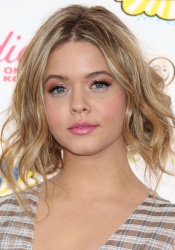 Sasha Pieterse - FOX's 2014 Teen Choice Awards at The Shrine Auditorium on August 10, 2014 in Los Angeles, California - 90xHQ OawoU43D