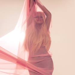 Christina Aguilera - Lotus Album Photoshoot, November 13 2012 - 4xHQ PBbAOgVL