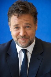 Russell Crowe - Russell Crowe - Man Of Steel press conference portraits by Vera Anderson (Burbank, June 3, 2013) - 6xHQ RJkGBEho