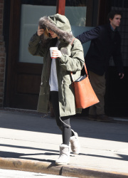 Sienna Miller - Out and about in New York City - February 11, 2015 (30xHQ) Rci5G8ed