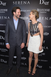 Jennifer Lawrence и Bradley Cooper - Attends a screening of 'Serena' hosted by Magnolia Pictures and The Cinema Society with Dior Beauty, Нью-Йорк, 21 марта 2015 (449xHQ) SL80Fm3n