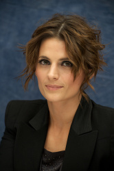 Stana Katic - Castle press conference portraits by Vera Anderson (Los Angeles, April 9, 2010) - 10xHQ TzYpWPlP