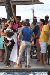 Zac Efron, Adam DeVine, Anna Kendrick & Aubrey Plaza - On the set of "Mike And Dave Need Wedding Dates" in Turtle Bay,Oahu,Hawaii 2015.06.03 - 41xHQ U8jBHhVg