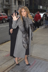 Jennifer Lopez - Leaving 'Good Morning America' in NYC, 19 января 2015 (16xHQ) VFKUBQLX