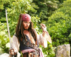 Johnny Depp, Orlando Bloom, Keira Knightley, Jack Davenport - Промо стиль и постеры к фильму"Pirates of the Caribbean: Dead Man's Chest (Пираты Карибского моря: Сундук мертвеца)", 2006 (39xHQ) Wh2K2uoU
