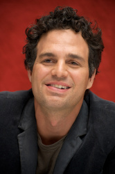 Mark Ruffalo - Blindness press conference portraits by Vera Anderson (Toronto, September 7, 2008) - 3xHQ XMMPL3pD