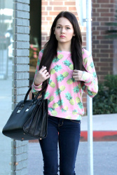 Kelli Berglund - Out and about in Beverly Hills, 23 января 2015 (14xHQ) ZOWsSJZA