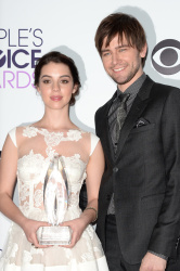Adelaide Kane - 40th People's Choice Awards held at Nokia Theatre L.A. Live in Los Angeles (January 8, 2014) - 52xHQ ZVGZw0Vf