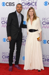 Ellen Pompeo - 39th Annual People's Choice Awards at Nokia Theatre L.A. Live in Los Angeles - January 9. 2013 - 42xHQ AidoqZeS