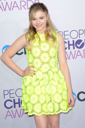 Chloe Moretz - 39th Annual People's Choice Awards (Los Angeles, January 9, 2013) - 334xHQ BrLzDNJU