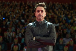 Robert Downey Jr. - "Iron Man 3" convention (Moscow, April 9, 2013) - 23xHQ C0oaAsII