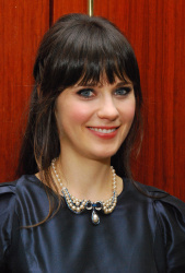 Zooey Deschanel - Yes Man press conference portraits by Vera Anderson (Beverly Hills, December 4, 2008) - 23xHQ E8bbfiQR