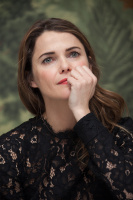 Кери Расселл (Keri Russell) The Americans press conference portraits by Herve Tropea (New York, February 11, 2015) (10xHQ) ExqqdSed