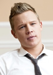 Chris Egan - "Letters to Juliet" press conference ortraits by Armando Gallo (Verona, May 2, 2010) - 15xHQ FRfeBvyM