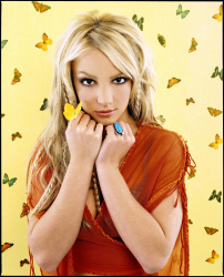 Britney Spears - Andrew Eccles Photoshoot 2001 for Teen People - 28xHQ FfyflAXZ