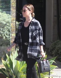 Ashley Tisdale - Leaving the The Andy Lecompte salon in West Hollywood - February 12, 2015 (20xHQ) GBx5aDN4