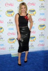 Hilary Duff - At the FOX's 2014 Teen Choice Awards in Los Angeles, August 10, 2014 - 158xHQ HKSWR0b4