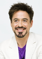 Robert Downey Jr. - "The Soloist" press conference portraits by Armando Gallo (Beverly Hills, April 3, 2009) - 19xHQ K5Zh7MRW