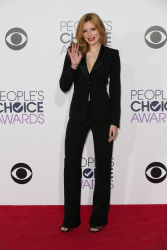 Bella Thorne - 41st Annual People's Choice Awards at Nokia Theatre L.A. Live on January 7, 2015 in Los Angeles, California - 156xHQ K8WfKrdD