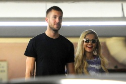 Calvin Harris and Rita Ora - out in New York - June 20, 2013 - 24xHQ MNkMIOOy