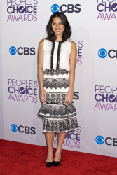 Olivia Munn - 39th Annual People's Choice Awards (Los Angeles, January 9, 2013) - 39xHQ Ny7FHigd