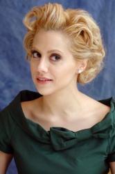 Brittany Murphy - Brittany Murphy - Happy Feet press conference portraits by Vera Anderson (Hollywood. November 7, 2006) - 14xHQ S4cHBkj6