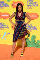 Tia Mowry - 28th Annual Kids' Choice Awards, Inglewood, 28 марта 2015 (21xHQ) Sgz8ZsyE