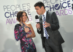 Lucy Hale - 40th People's Choice Awards held at Nokia Theatre L.A. Live in Los Angeles (January 8, 2014) - 110xHQ VVpUja3n