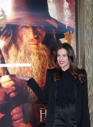 Liv Tyler - 'The Hobbit An Unexpected Journey' New York Premiere benefiting AFI at Ziegfeld Theater in New York City - December 6, 2012 - 52xHQ XpErqqmT