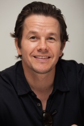 Mark Wahlberg - The Gambler press conference portraits by Herve Tropea (Los Angeles, November 7, 2014) - 10xHQ YUx21xJr
