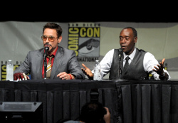 Robert Downey Jr. - "Iron Man 3" panel during Comic-Con at San Diego Convention Center (July 14, 2012) - 36xHQ Ylwtea8D